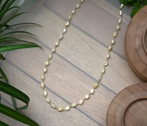 Baroque Glow Chain